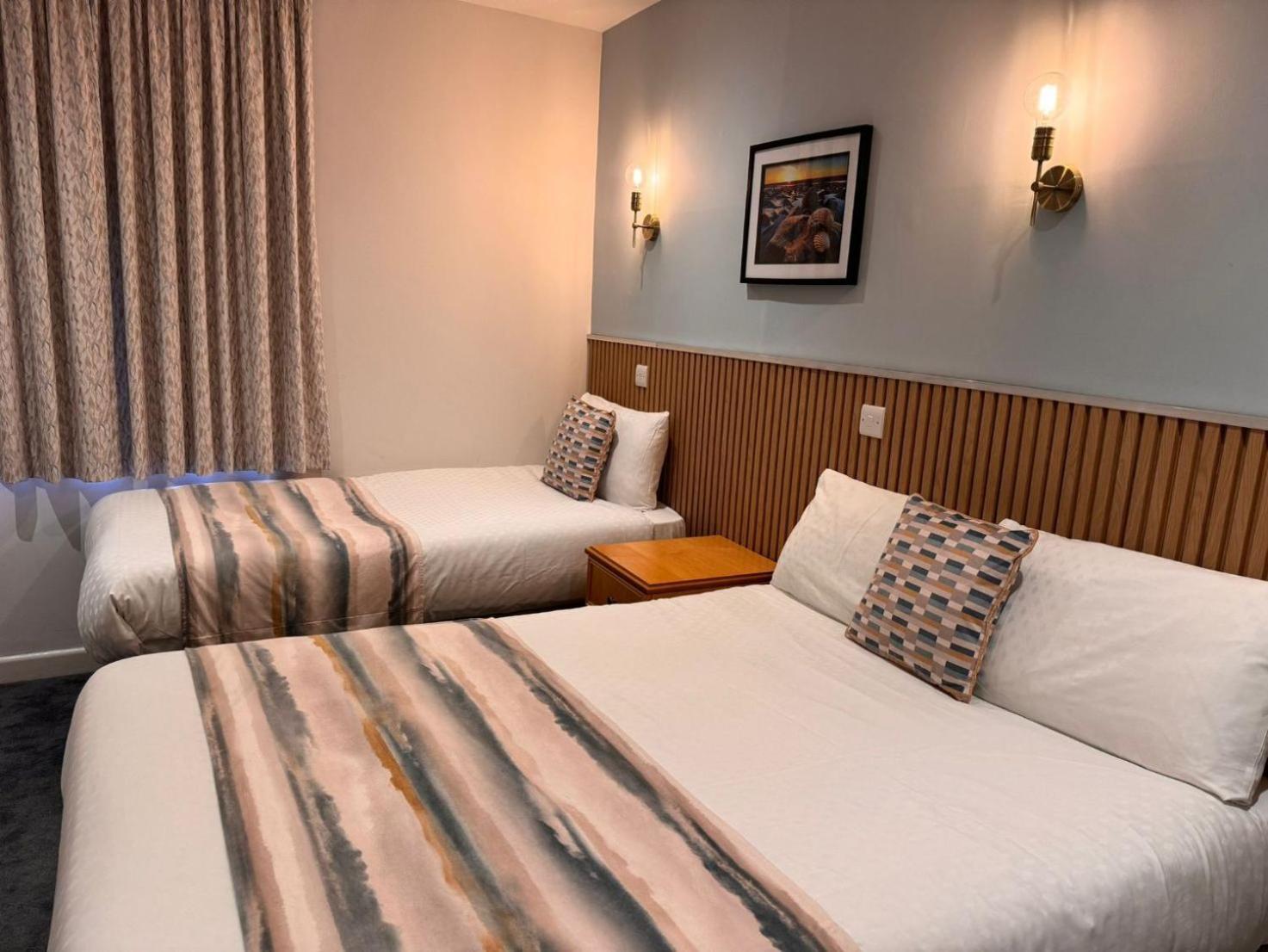 Craig-y-don Hotel 3*