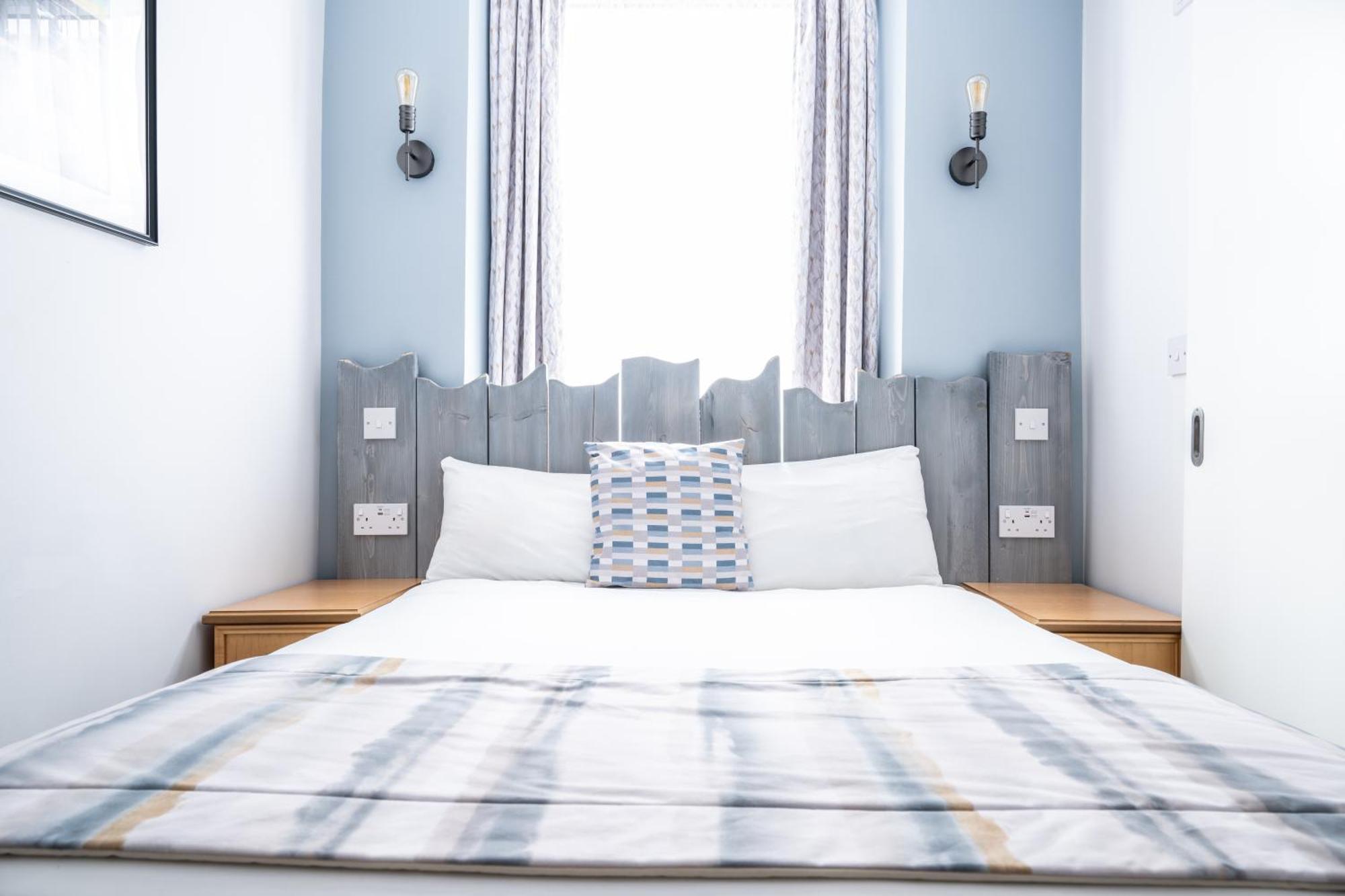 Craig-y-don Hotel 3*